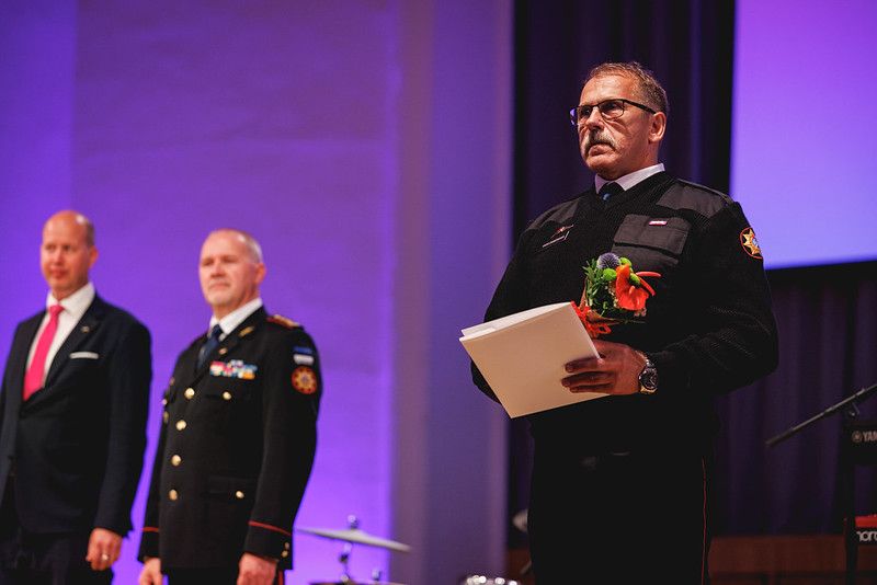 G4Si patrull Vaido Zimmermann Päästeameti aumärkide üle andmisel.
